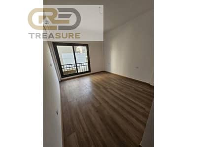 Apartment with Kitchen & Acs for rent in Fifth Square.