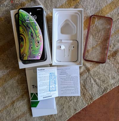 Iphone XS - 64 G Excellent Condition