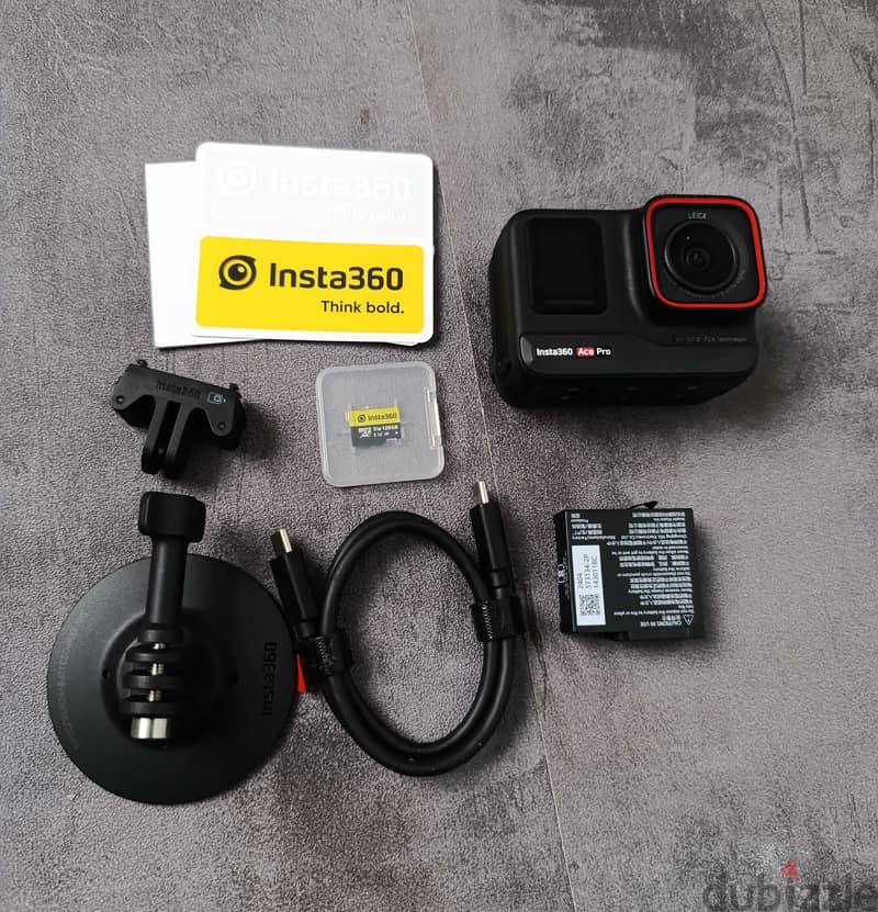 للبيع مستعمل شبه الجديد  insta360 ace pro 6