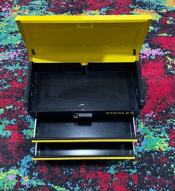 Stanley 48cm Metal Toolbox  شنطة صندوق عدة وادوات ستانلي ٢١ بوصة فارغ 2