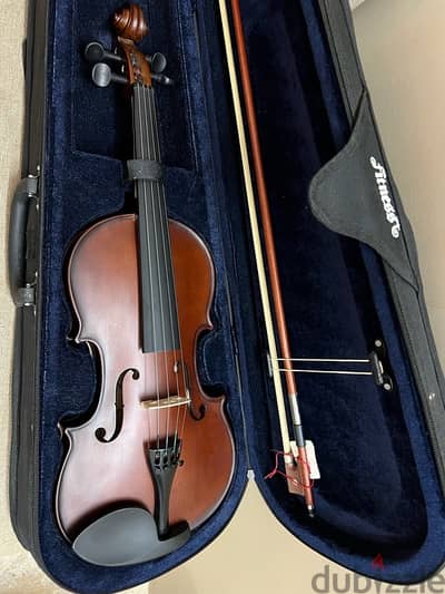 4/4 full size Violin