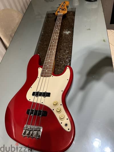 Squire Fender 4 Strings Jazz bass Mexican made 1995