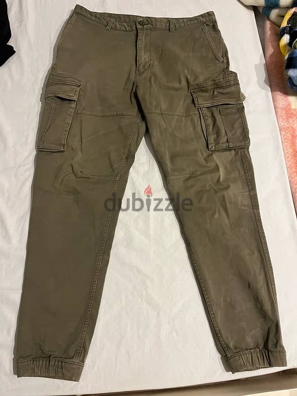 H&M Davido Olive Multi-Pocketed Trousers 0