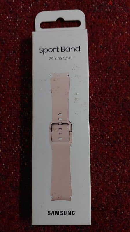 Samsung Watch 4 + Samsung Wireless Power Bank (Like New) 4