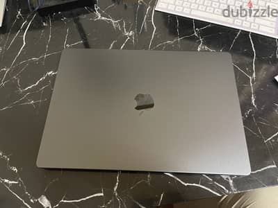 MacBook Pro M3 16" with ScrProtector(M3 PRO, 18GB RAM, 1TB SSD) - Neuw