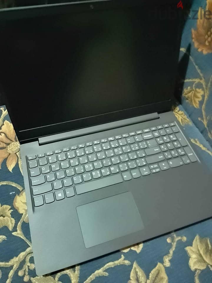 Lenovo V15-ADA 82C7007YED Laptop محتاج صيانة 0