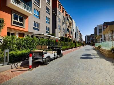 For sale in New Cairo a fully finished 2-bedroom apartment with air conditioning,