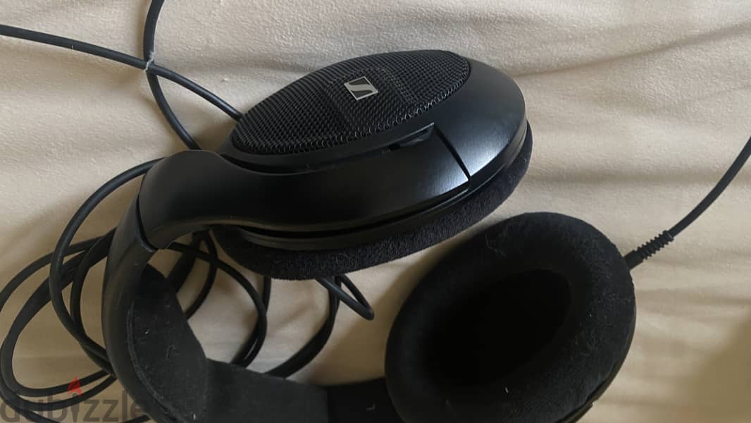 Sennheiser HD 560 S 0