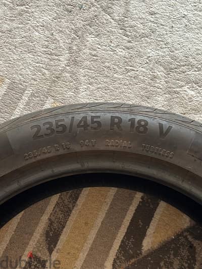 235/45 R18 كاوتش