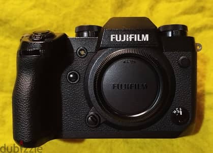 FUJIFILM