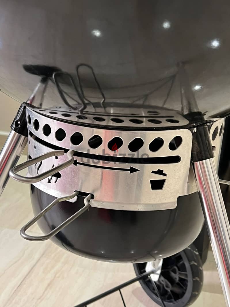 For sale Weber Mastertouch Charcoal Grill/smoker 26" & Accessories 1