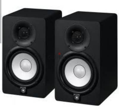 YAMAHA HS 5 studio monitor