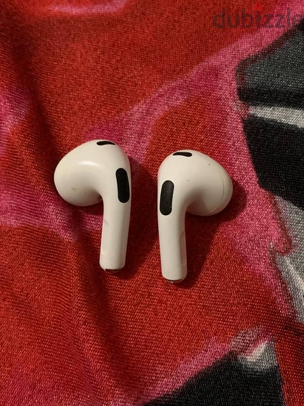 AirPods 3 4