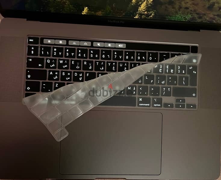 Macbook Pro 16inch Touch-bar as new +Accessories 4