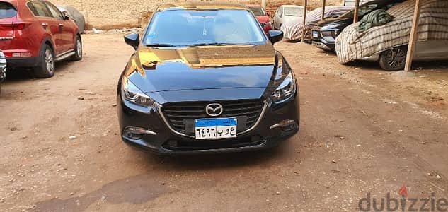 Mazda 3 2019 كسر زيرو 14 الف كم فابريكة بالكامل