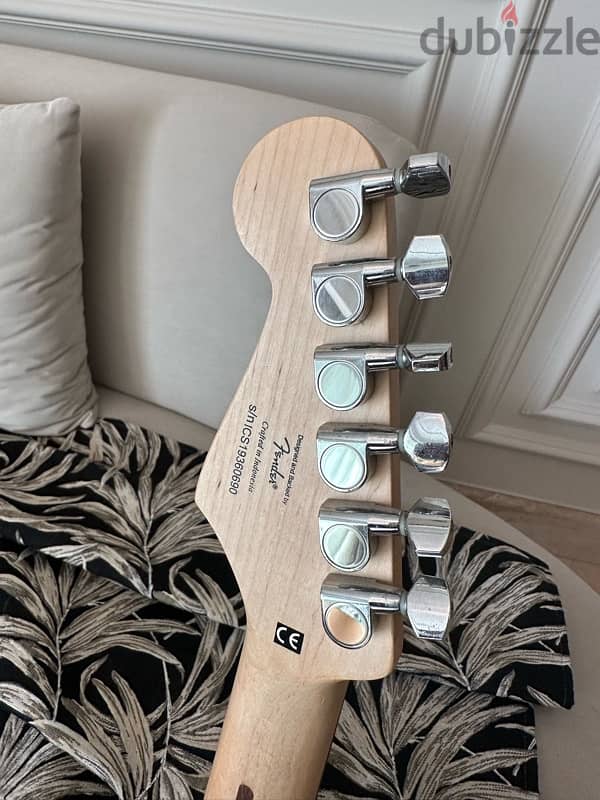 Fender Squier Stratocaster جيتار كهربائي - فيندر سكواير ستراتوكاستر 6