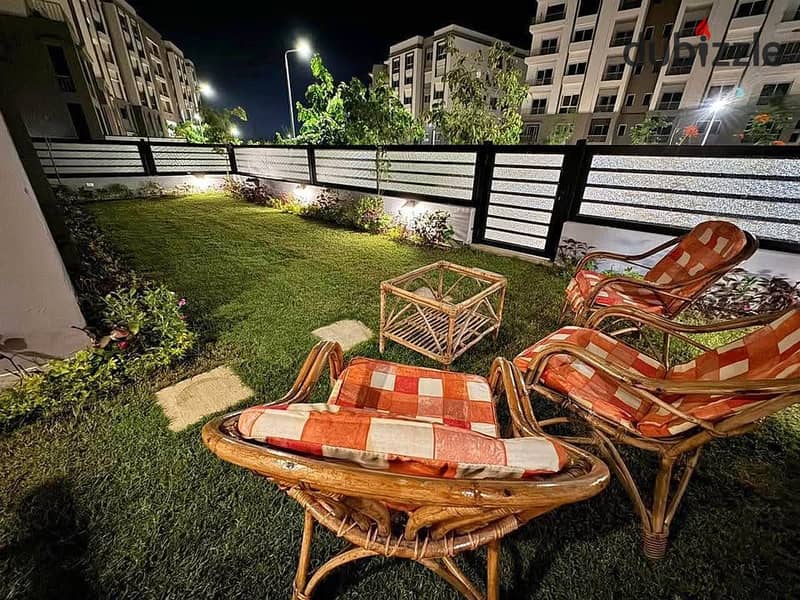 Fully Finished Apartment with a Garden for Sale in Hyde Park Compound, New Cairo, near AUC. 0