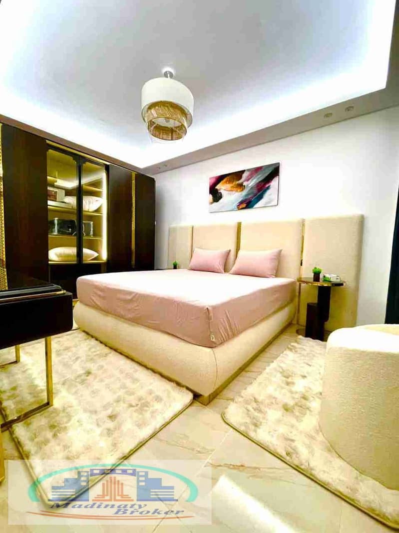 Because we know you love distinction, we brought you a highly distinguished apartment in Madinaty, Five stars, with a view of the wide garden, high-quality furnishings, and ultra-super-luxury finishes. (Madinaty B12) 0