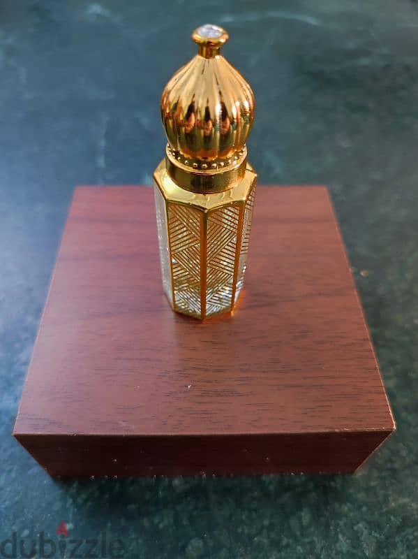 Woody Oud concentrated perfume oil 6 ml from K. S. A. 3