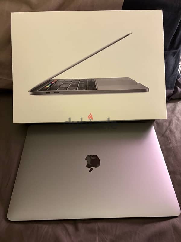 MacBook Pro 13 inch 1