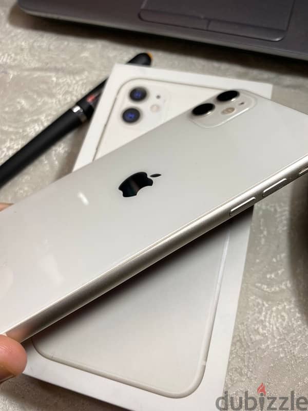 iphone 11 white 3