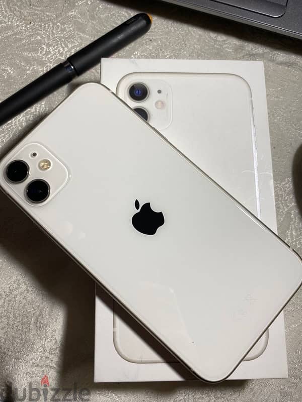 iphone 11 white 8