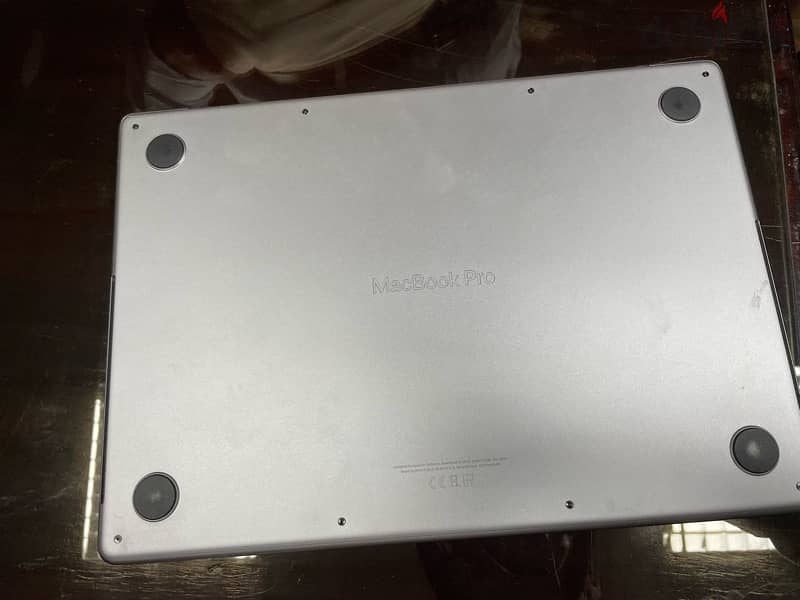 MacBook Pro M1 2021 1