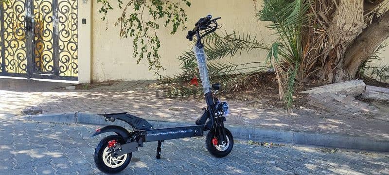 E-Scooter 2000W/ سكوتر كهربائي سريع جدا ٢٠٠٠ وات 2