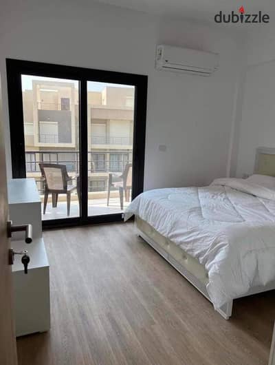 Apartment for sale Fully Finished and Ready to Move in Al Marasem Fifth Square New Cairo