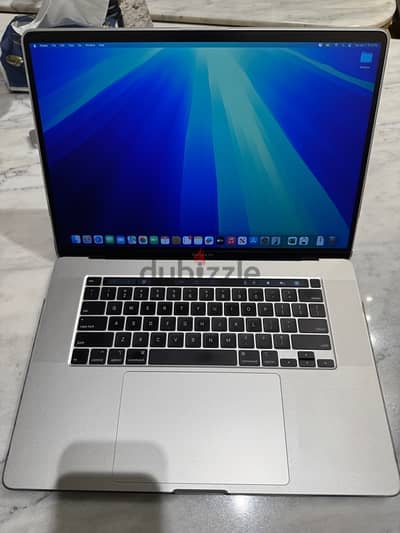 2019 MacBook Pro Core i9 1TB 16GB Ram