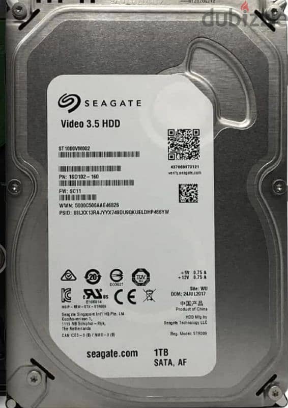 عدد ٢ هارد 1 تيرا موديل seagate الغني عن التعريف جداد ومتبرشمين 1