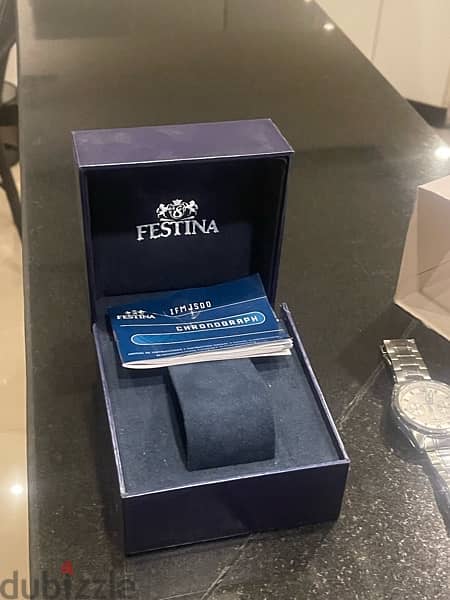 festina model F37 6