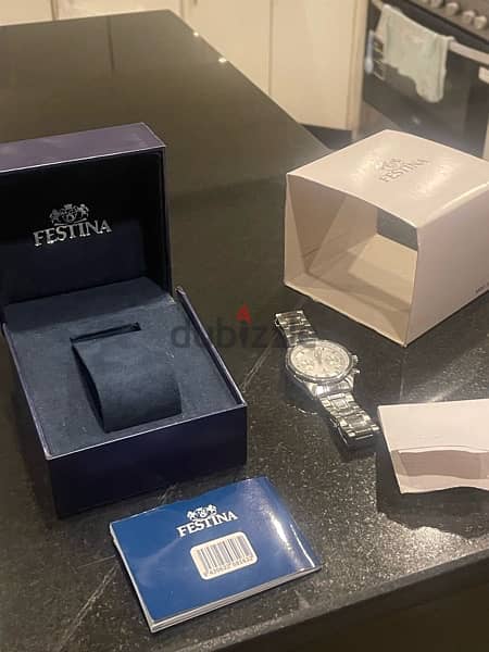 festina model F37 7