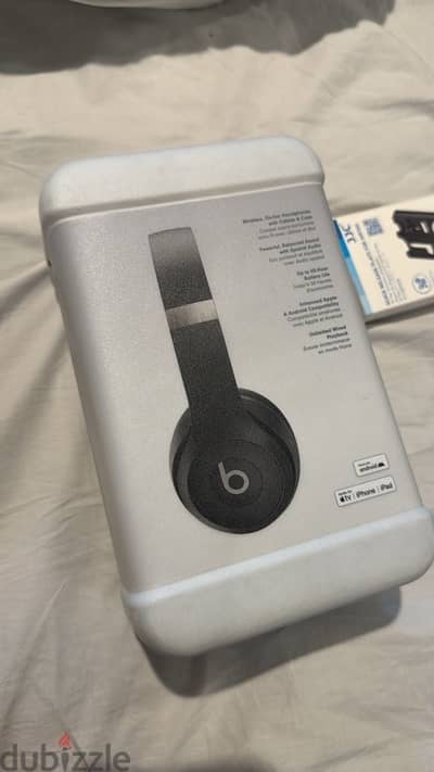 Beats Solo 4