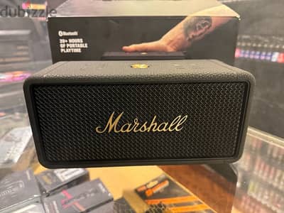 سماعه marshall  ضد المياه شحن يدوم ٢٠ ساعه سعرها فالبراند ٢٥ الف