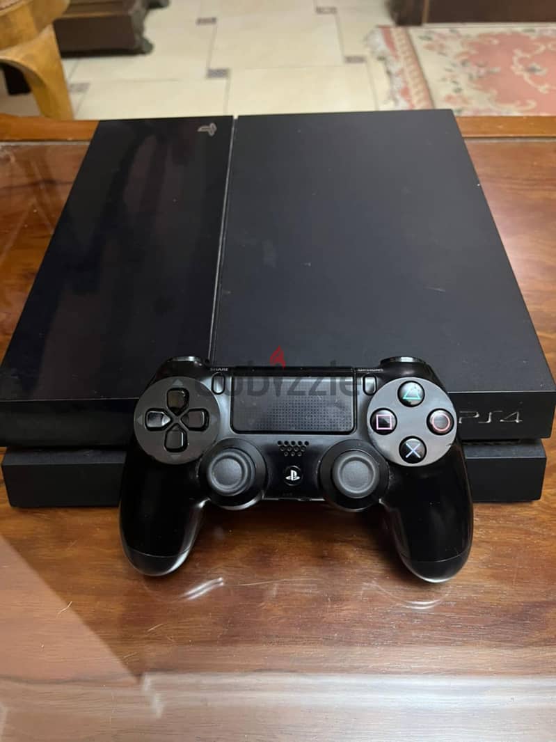 playstation 4 500GB (بيع او بدل ) 1