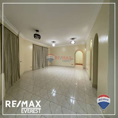 Apartment for rent with very prime location in West Somid, October.