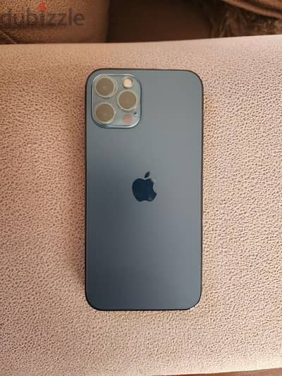 iphone 12 pro حاله ممتازه