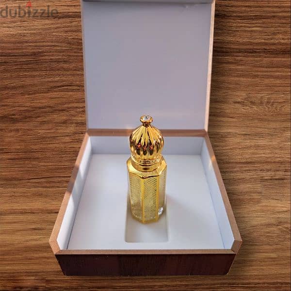 Woody Oud concentrated perfume oil 6 ml from K. S. A. 2