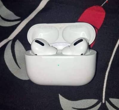 AirPods