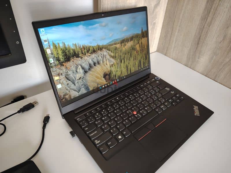 Lenovo ThinkPad E14 جيل 11 بصمة عين وايد