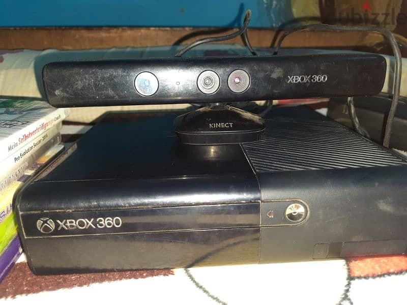 جهازين xbox 360 بالكاميرا بحالة ممتازة يصلح لمحلات الالعاب 7