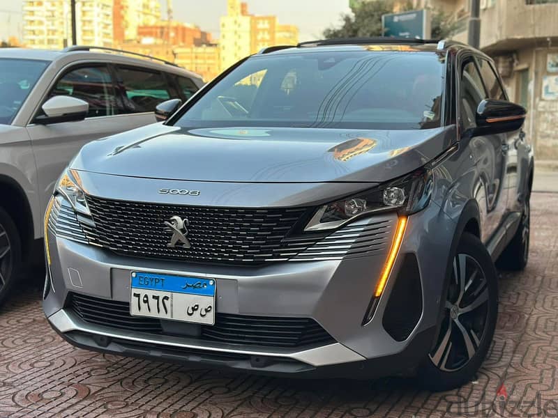 peuGeot 5008 2021 GT LINE rid 98000 km بيجو 5008 جى تي لاين 0