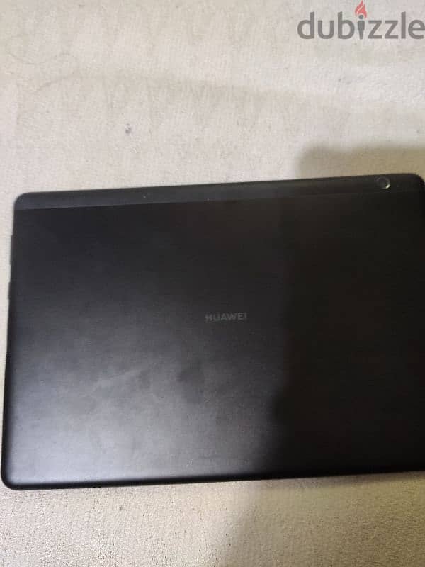 Huawei meadiapad t5 slightly used 1