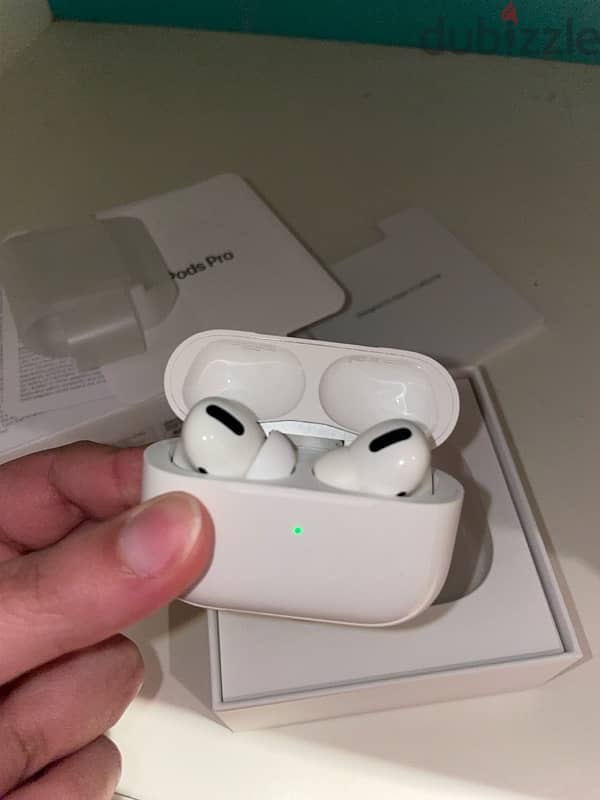 Airpods Pro 4