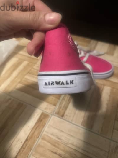 كونفيرس airwalk