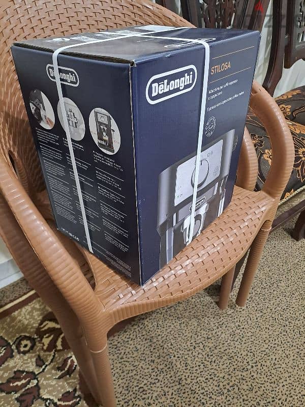 مكينه قهوه ماركه delonghi 2