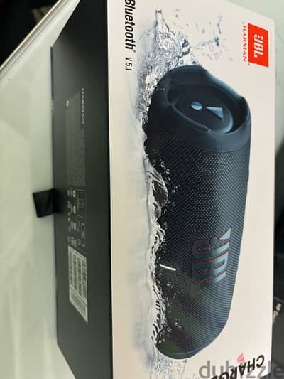 JBL CHARGE 5. Blue. New never used.