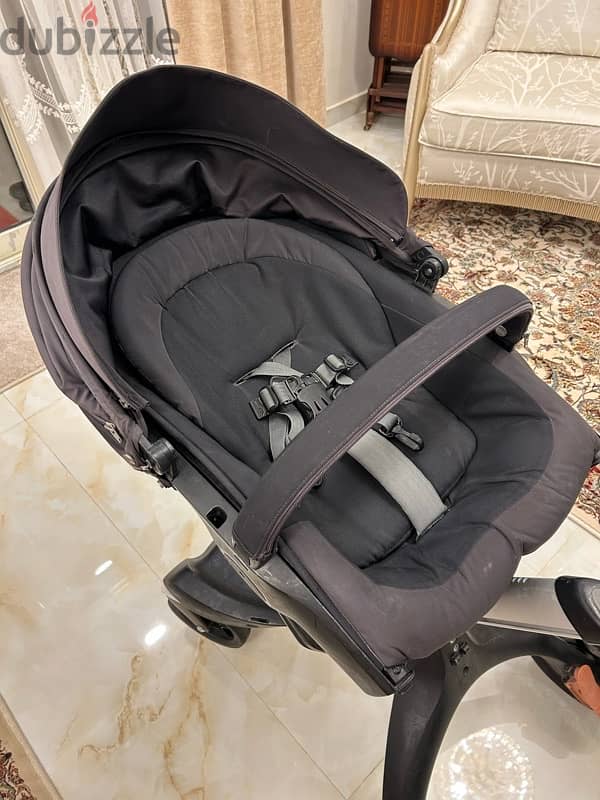 عربية أطفال مركة stokke 2