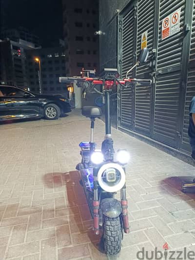 سكوتر كهربائي electric scooter